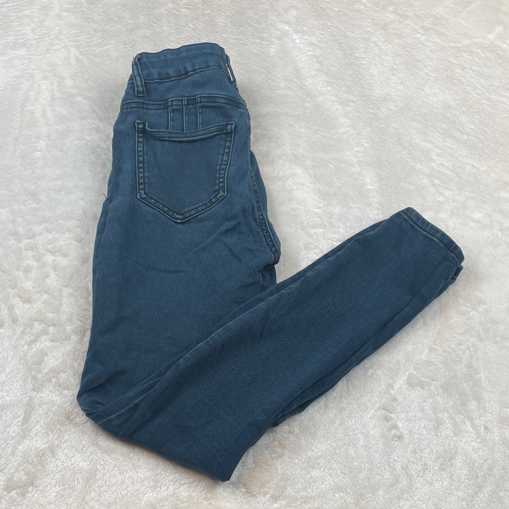 High-Rise Skinny Jeans in Deep Blue Wash